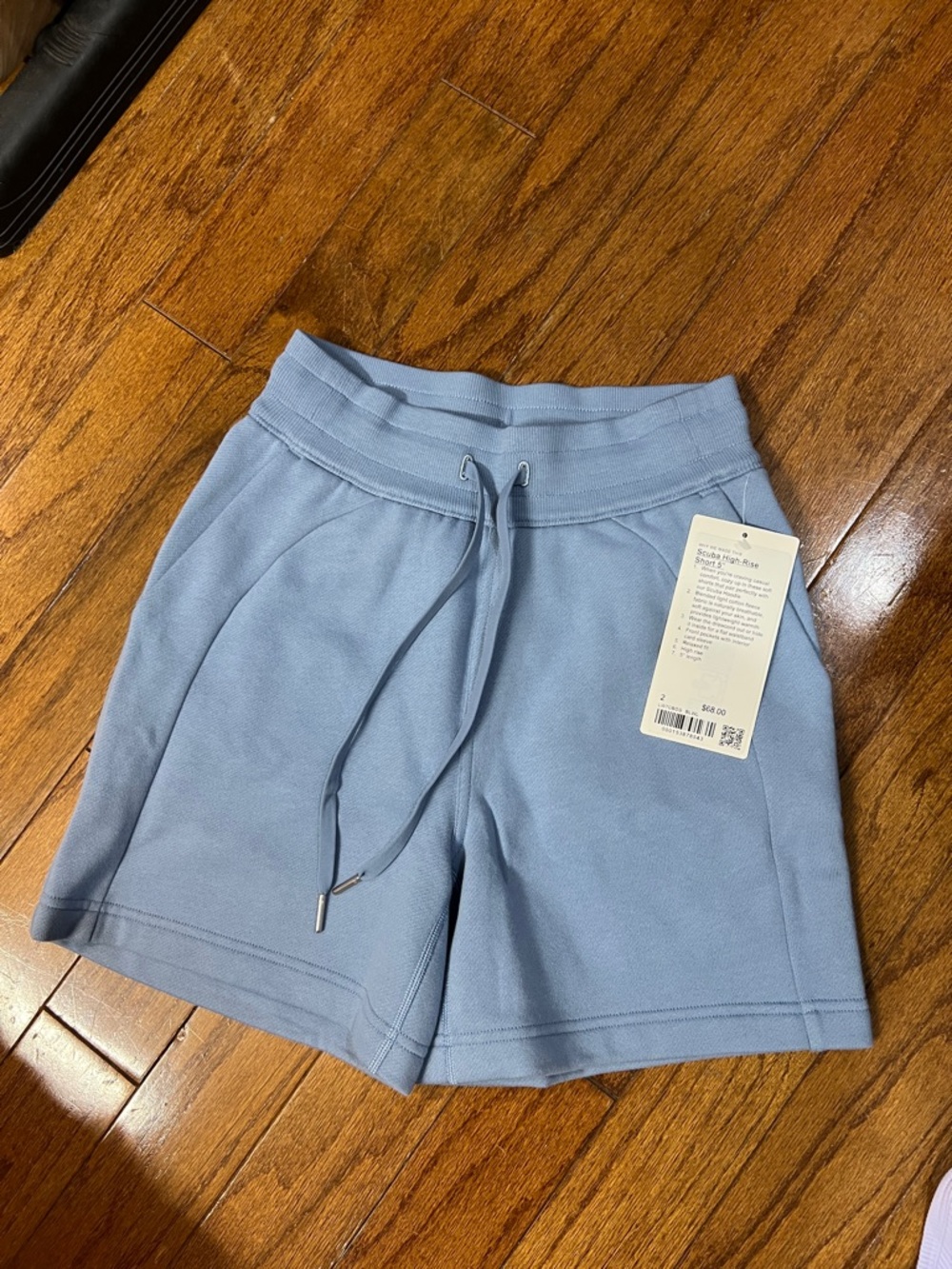 59. Lululemon scuba high rise short 5” blue size 2 NWT BLWL